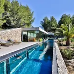 On The Rocks Bandol
