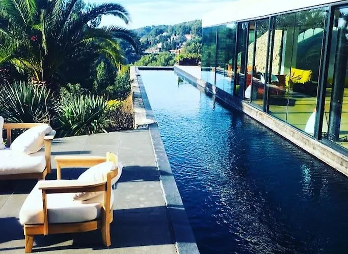 On The Rocks Villa
